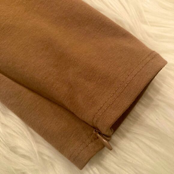 NWT Good American Essential Mock Neck Zip Top in Putty Size 4 (XL) - Picture 12 of 15
